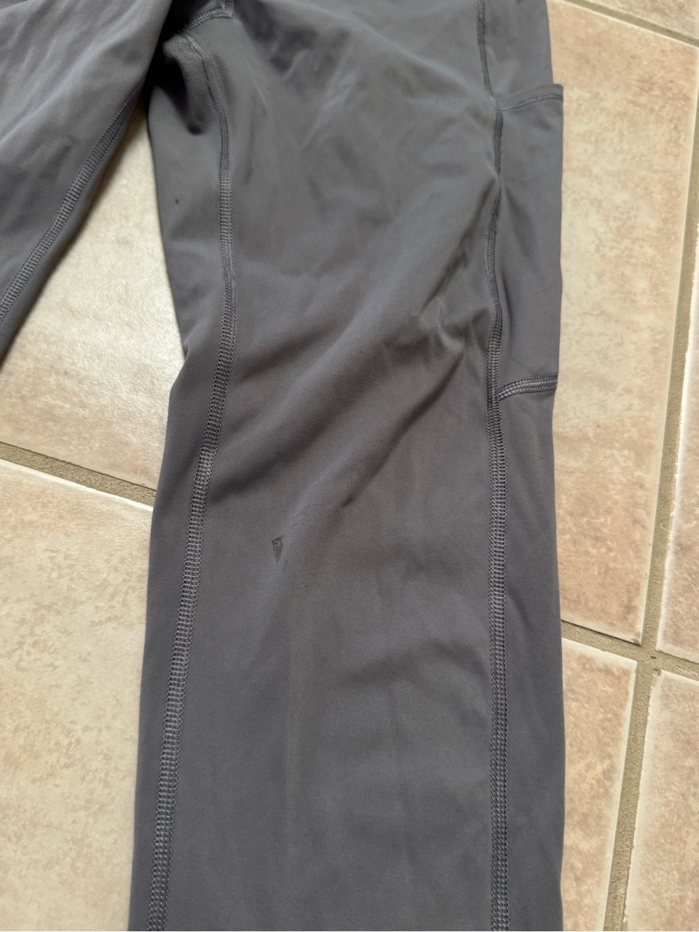 lululemon athletica Charcoal Gray Performance Leggings - Picture 2 of 6